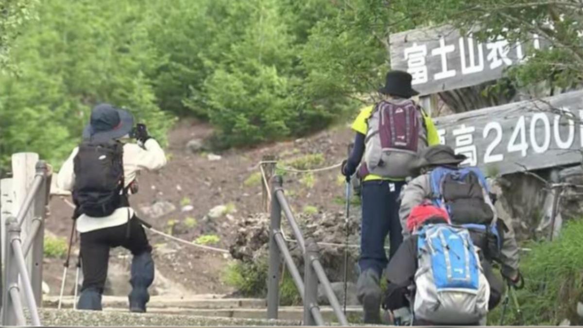 登富士山出事派救難隊花費大 求救後自行下山也不講惹怒網
