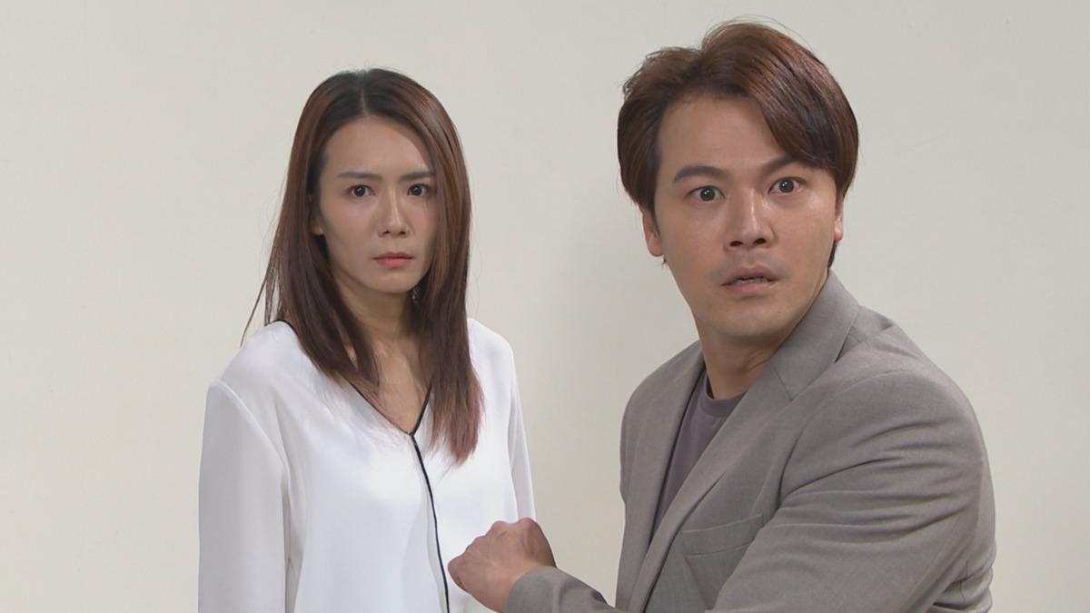 《愛的榮耀》黃文星(右)偷吃李又汝。(圖/民視提供)