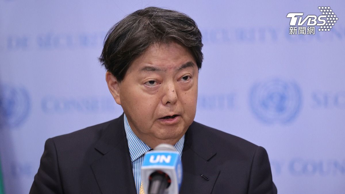 中共軍機首度侵犯領空 日本政府嚴重抗議:完全無法接受
