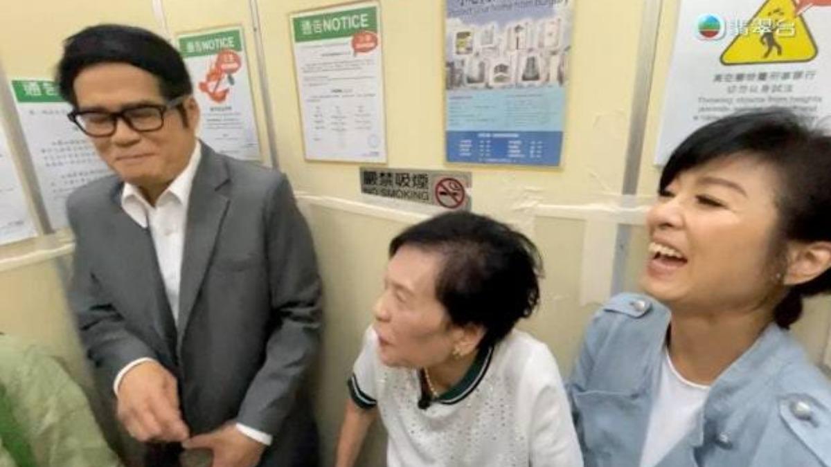 好友帶她去立遺囑時,余慕蓮走很快,被米雪勸她不要走那麼快。(圖/翻攝自東張西望)