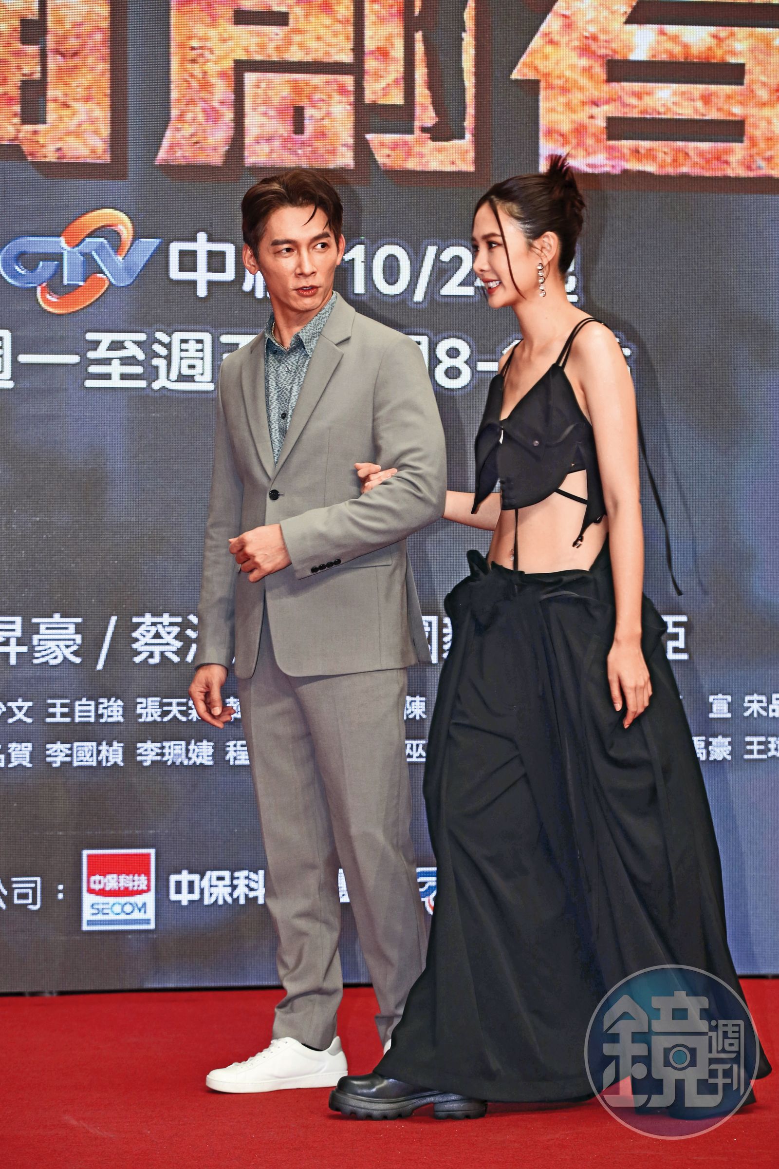 去年中視全新八點大戲《開創者》首映記者會,安心亞(右)與温昇豪(左)同台,如今又要合作新劇《整外春秋》。(圖/鏡週刊)
