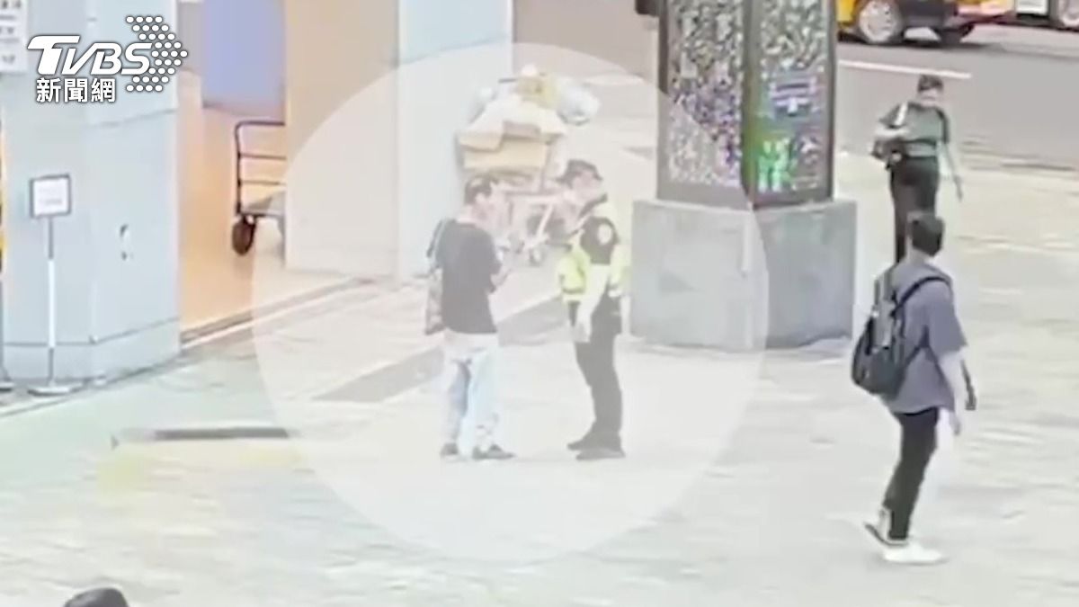 就是他!西門商圈男子狂揮「20公分柴刀」嚇壞旅客
