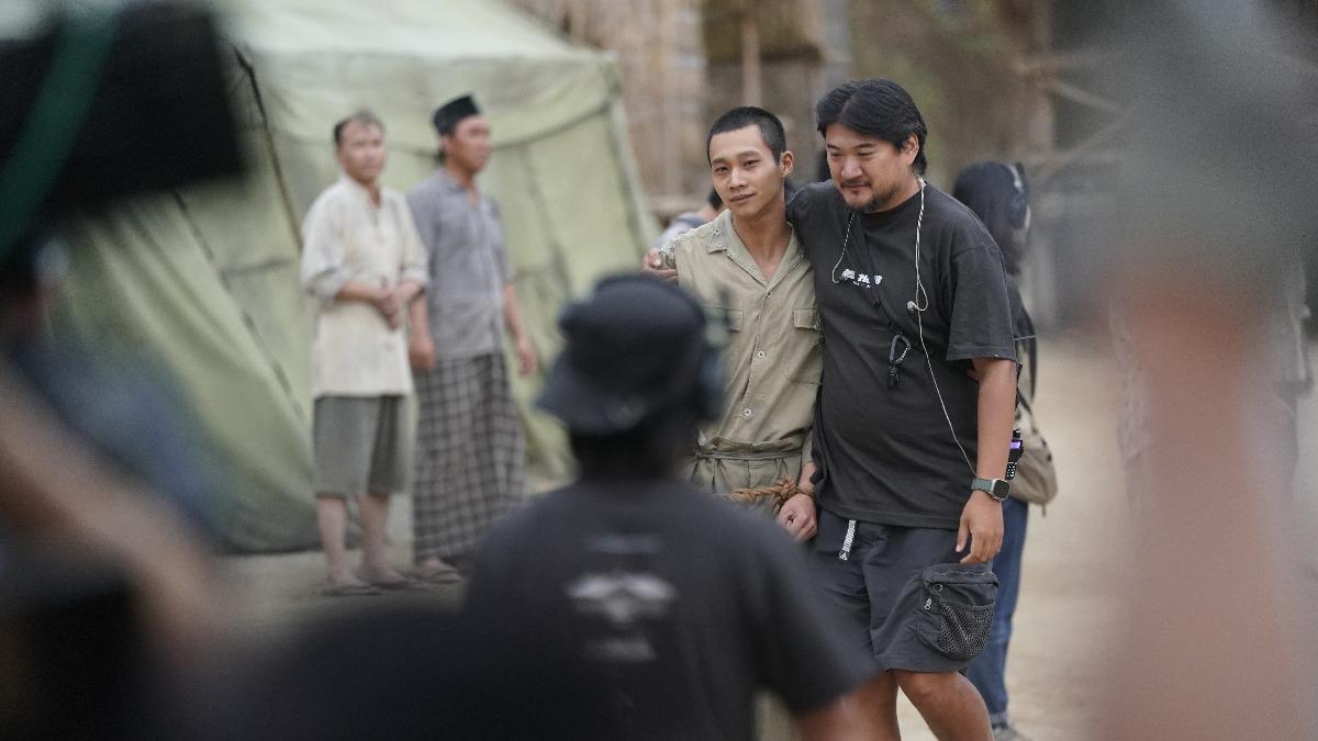 黃冠智有不少倒吊、下海的體力活。(圖/公視提供)