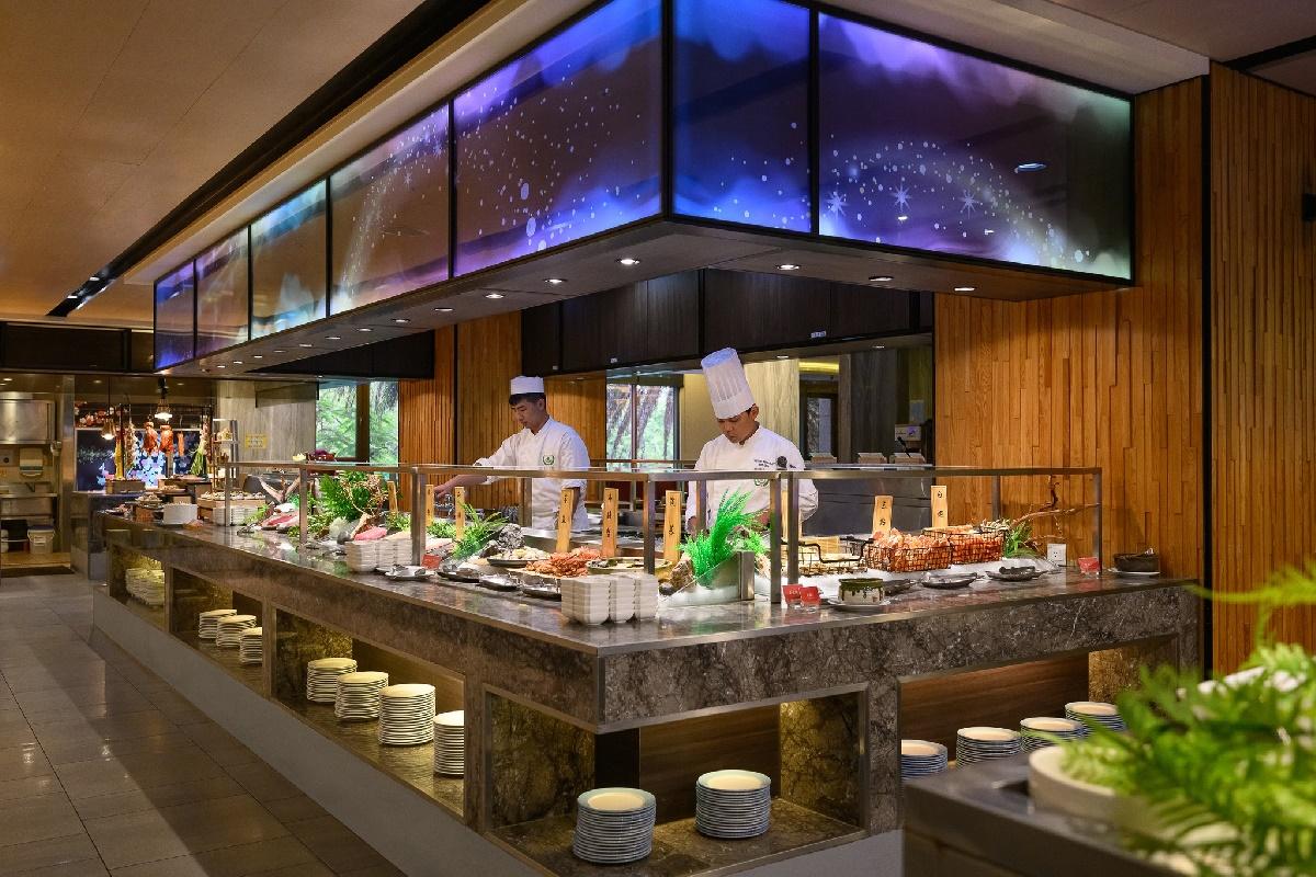 桂冠自助餐廳自9月起將推出日本美食季。(圖/礁溪長榮鳳凰酒店粉絲團))