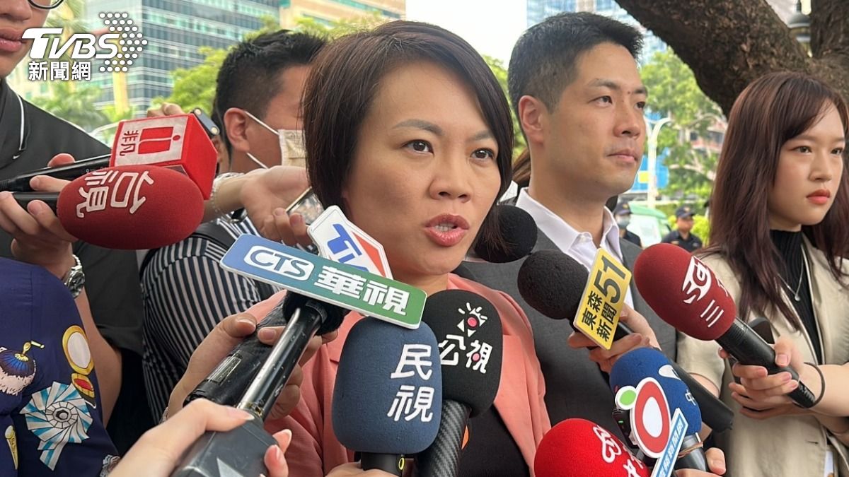 要求監察院彈劾柯文哲 簡舒培:猶如沈慶京的「阿拉丁神燈」