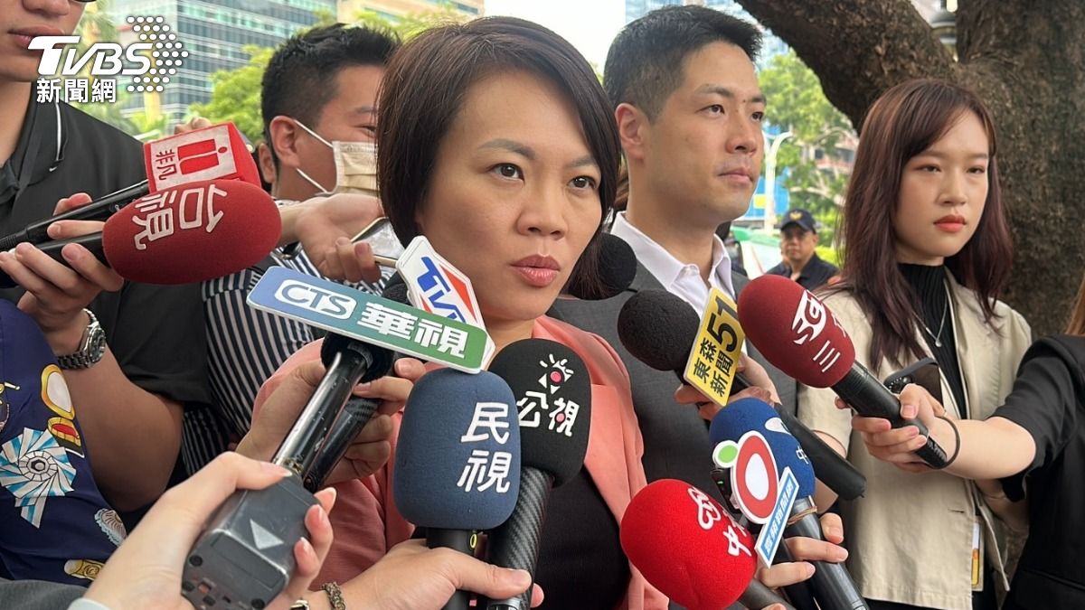京華城案「誰讓柯文哲態度改變?」 簡舒培:黃珊珊最該說清楚