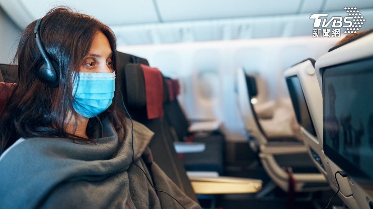 搭飛機耳鳴、耳痛劇烈「吞口水也沒用」 醫授進階解法