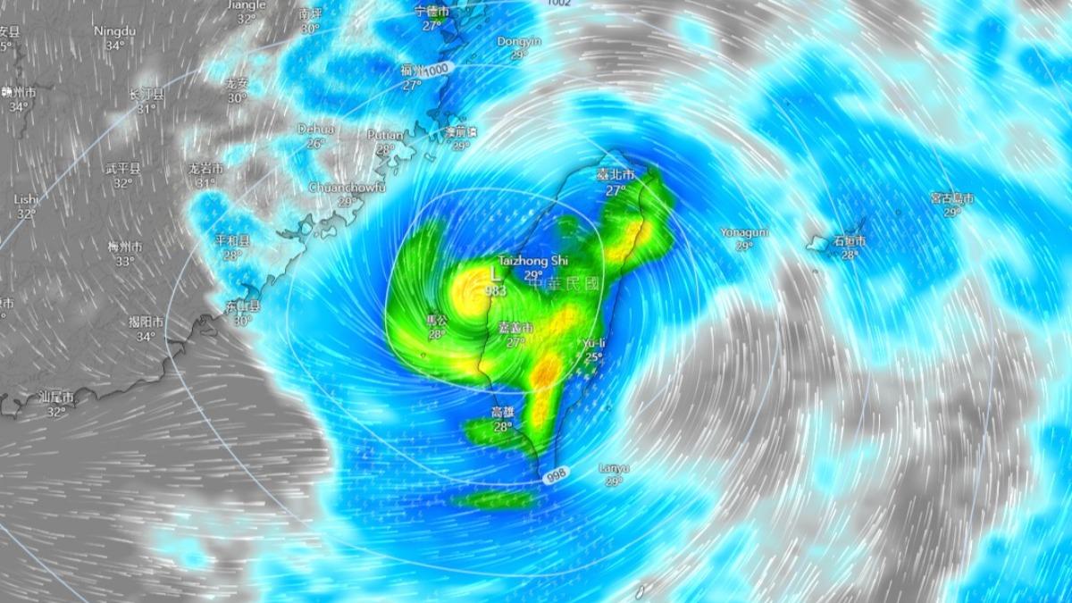 週五（09/06）風場模擬。（圖／翻攝自台灣颱風論壇｜天氣特急、歐洲數值模式）