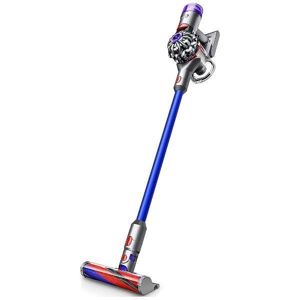 Dyson V8 Slim Fluffy Extra輕量無線吸塵器,靈活吸力強,是小坪數必備打掃神器。(圖/Bic Camera)