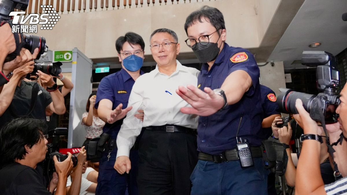 疲勞轟炸19小時！柯文哲拒夜間偵訊遭「當庭逮捕」　民眾黨發聲了