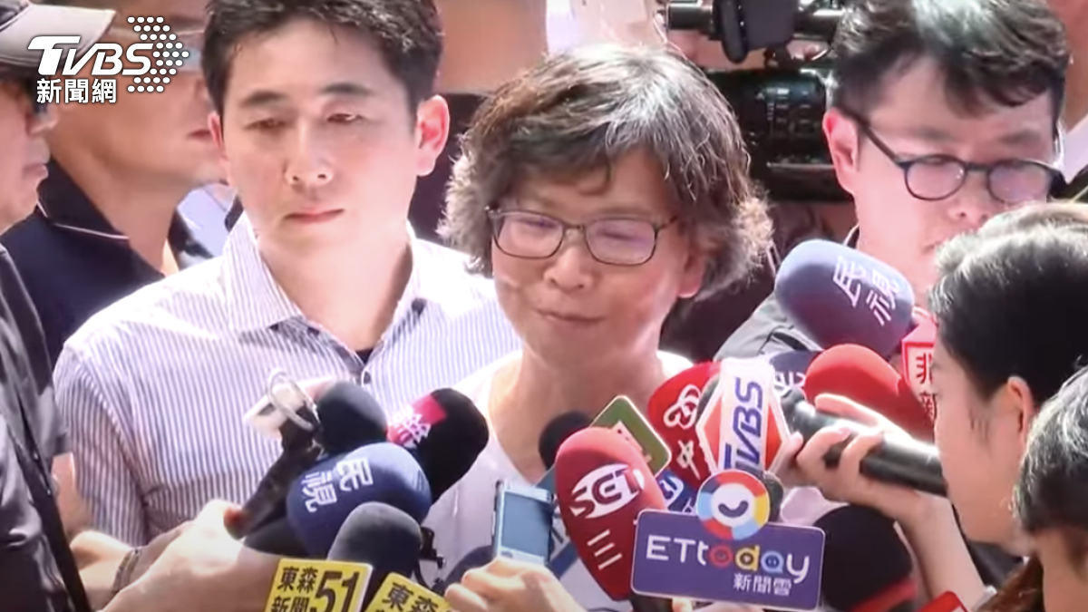 柯文哲無保請回!蔡壁如嗨喊雨過天晴 反遭嗆「別高興太早」