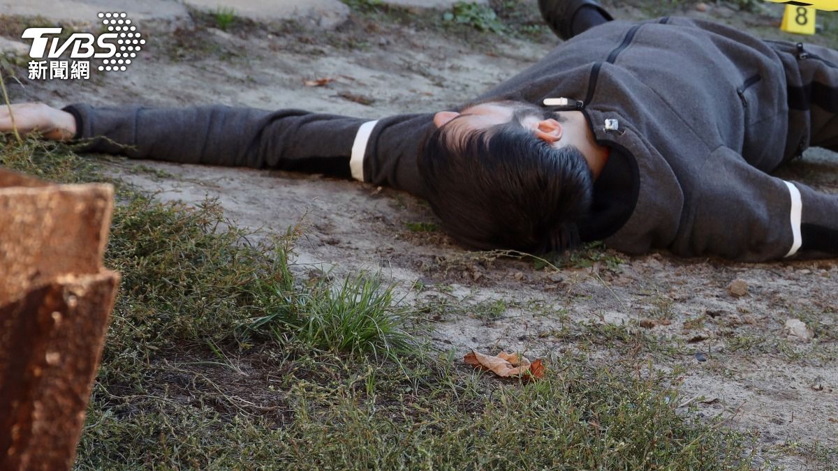 大鬧葬禮秒被滅口!泰醉男遭槍殺 「腦袋成蜂窩」當眾慘死