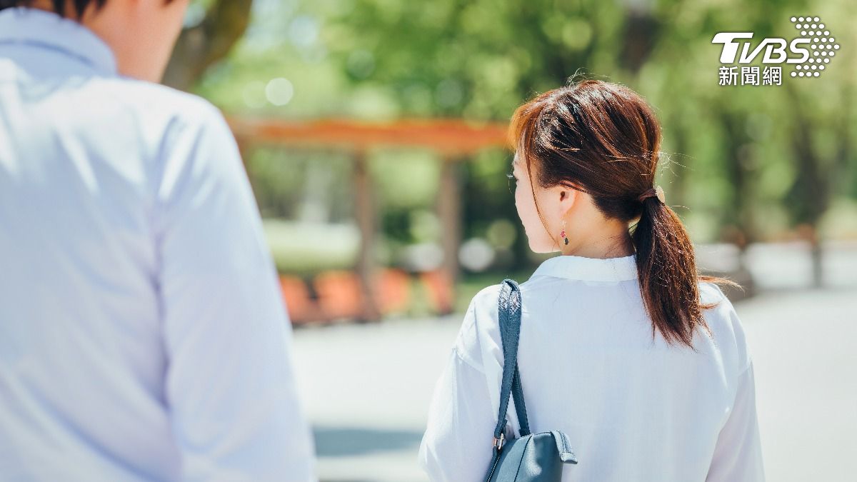 土城驚見跟蹤狂!女學生放學遭「尾隨偷拍」 家長親曝恐怖過程