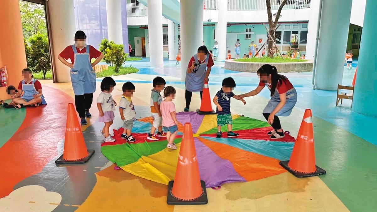 全身瘀青!新竹幼師虐童辯稱「玩遊戲 」 監視器曝光家長心碎崩潰