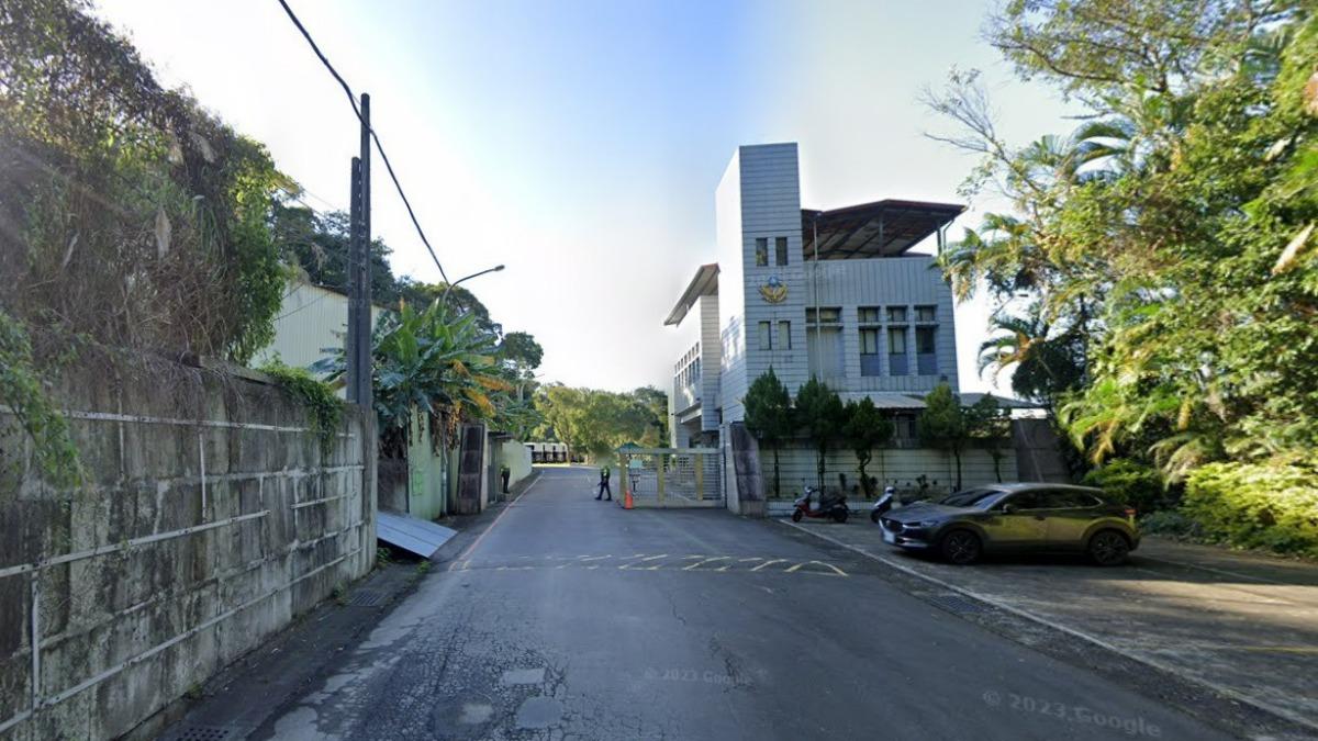快訊/保一警執勤時突開槍「胸口中彈」 裝葉克膜搶救3天仍不治