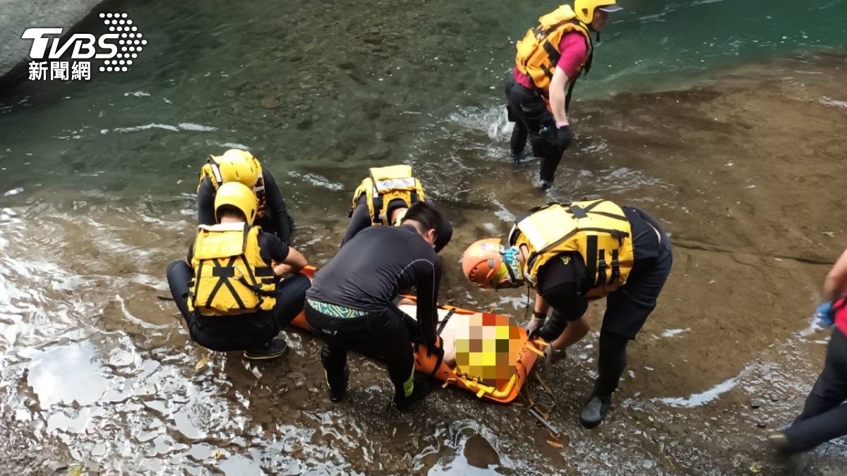 鬼門關前2天...桃園20歲男宇內溪戲水　「卡暗流」溺斃