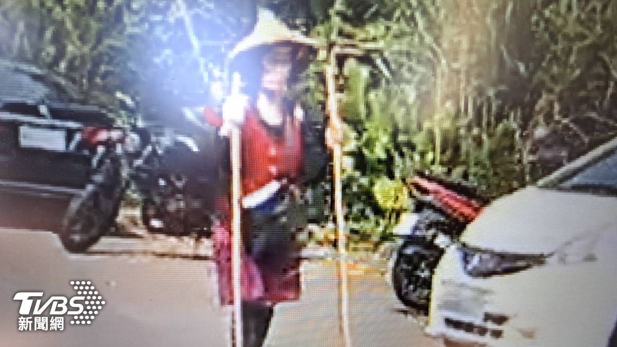 基隆7旬婦失蹤6日!警消急派百人搜索 身穿紅衣最後身影曝