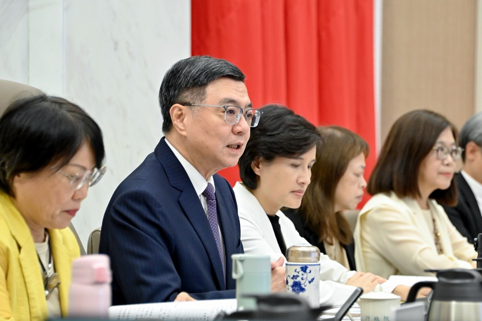 政院：加強跨機關聯繫　打擊妨害綠能產業犯罪行為