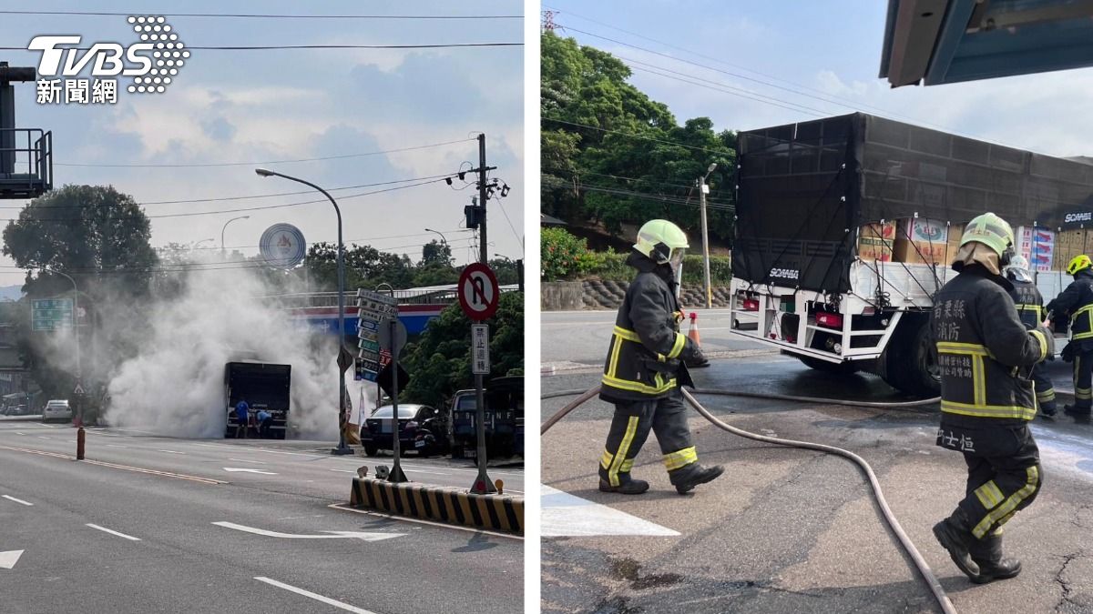 有片/蔬菜車開到一半「加油站前」狂燒 車底盤竄嚇人黑煙