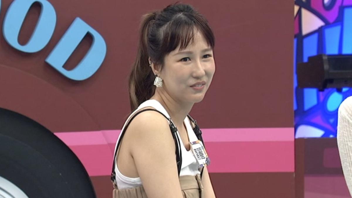 女星被要求「3人行」答應了!沒試過乖乖上車 男友約會牽2女超荒唐