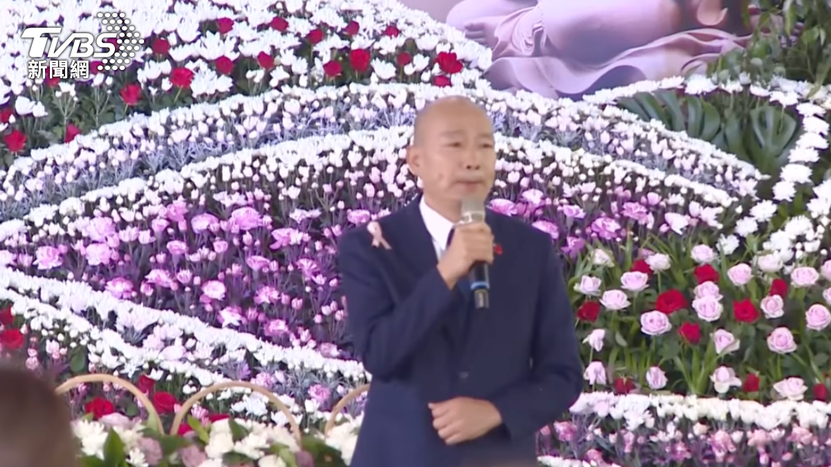 立法院長韓國瑜出席傅崐萁母親告別式。(圖/TVBS)