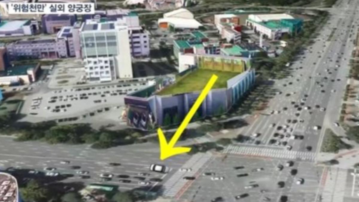 射箭場距離被害車輛約1百公尺。(圖/翻攝自MBN NEWS)