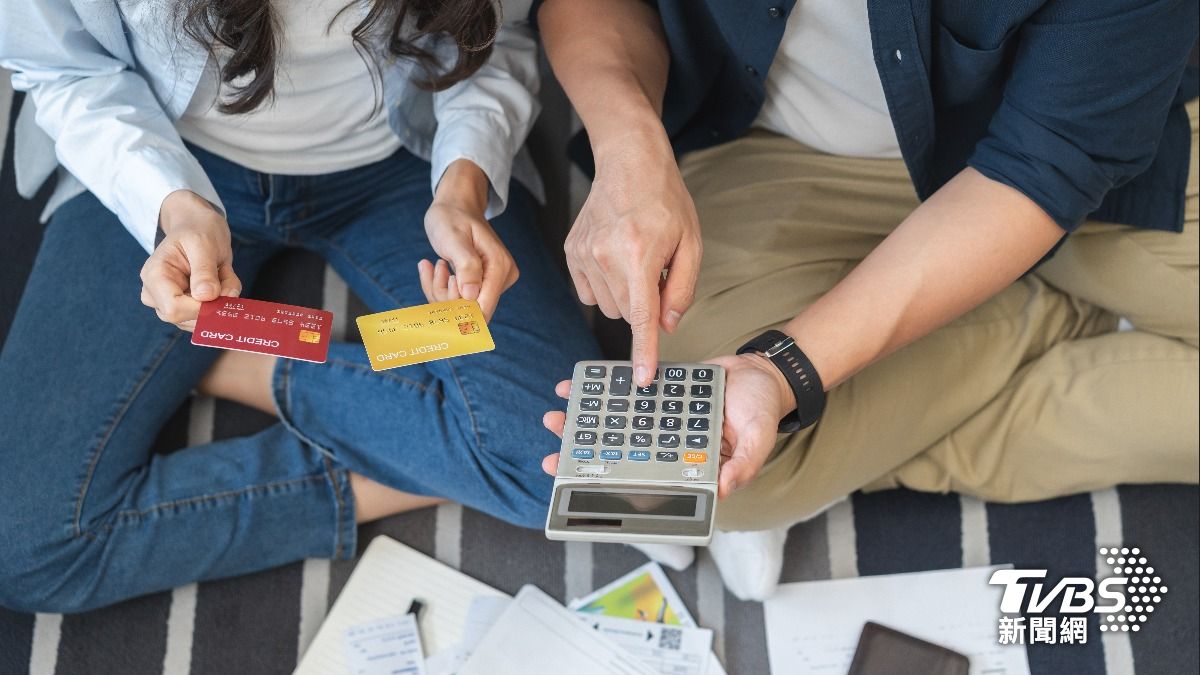 情侶之間是否以及如何算錢是許多人的課題。（示意圖／達志影像shutterstock）
