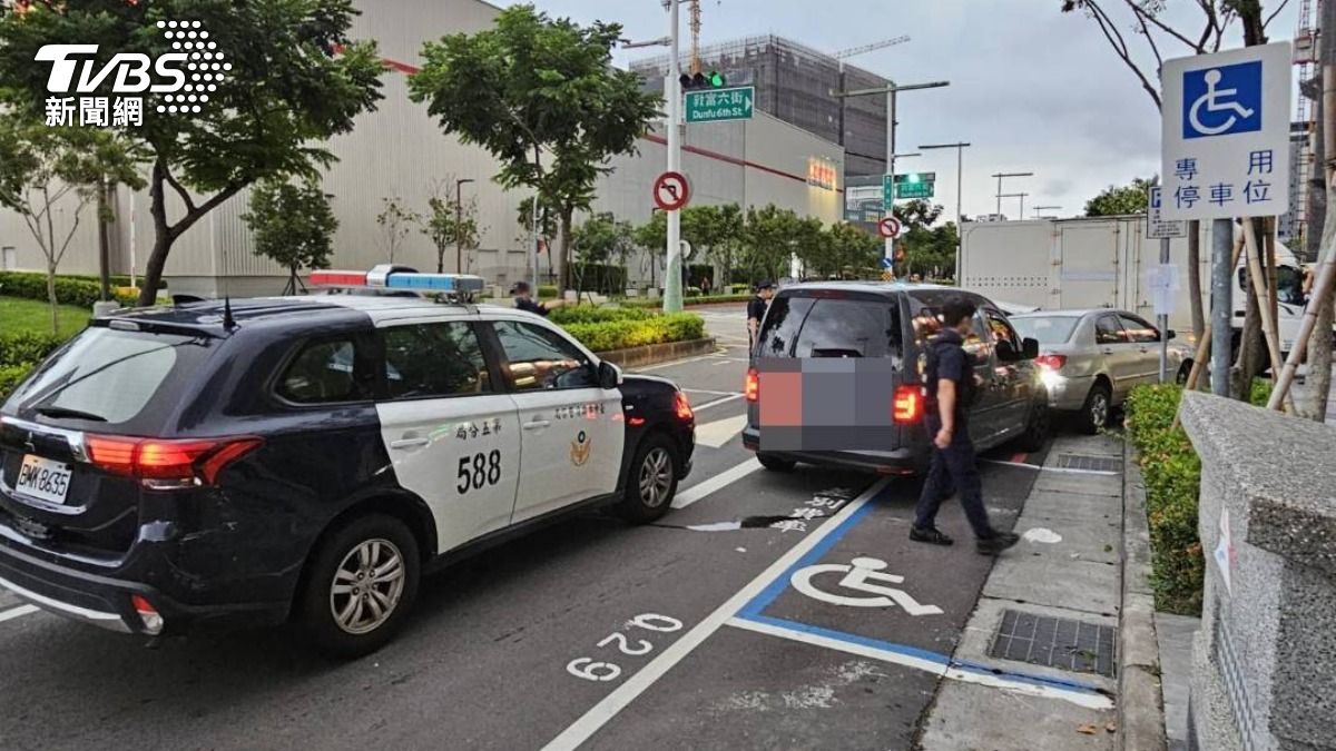 快訊/台中犯嫌「酒駕拒捕」衝撞警方 現場至少開11槍