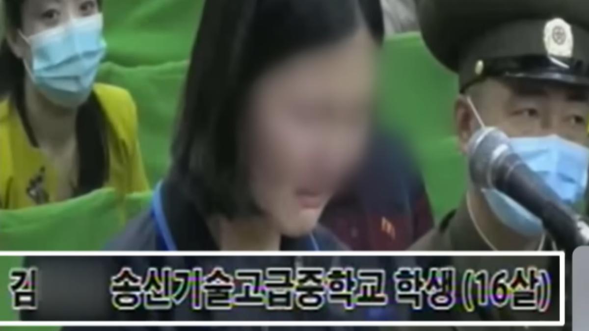 北韓少女「偷看韓劇」遭上銬痛哭 公開審判殘忍畫面曝