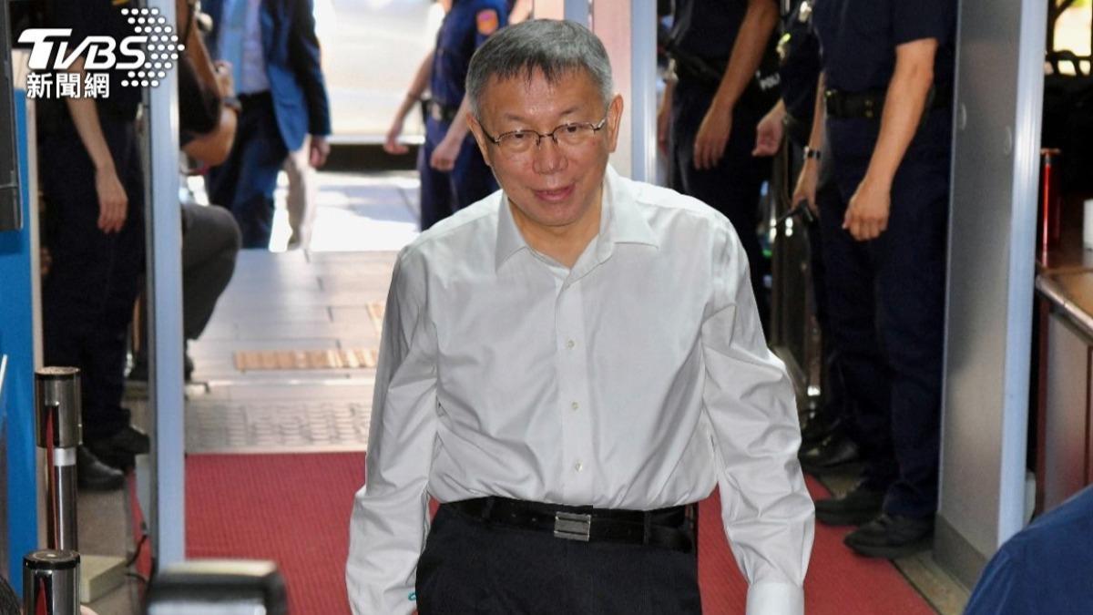 北上聲援柯文哲!台中「每人繳500」2hrs報名逾10輛遊覽車