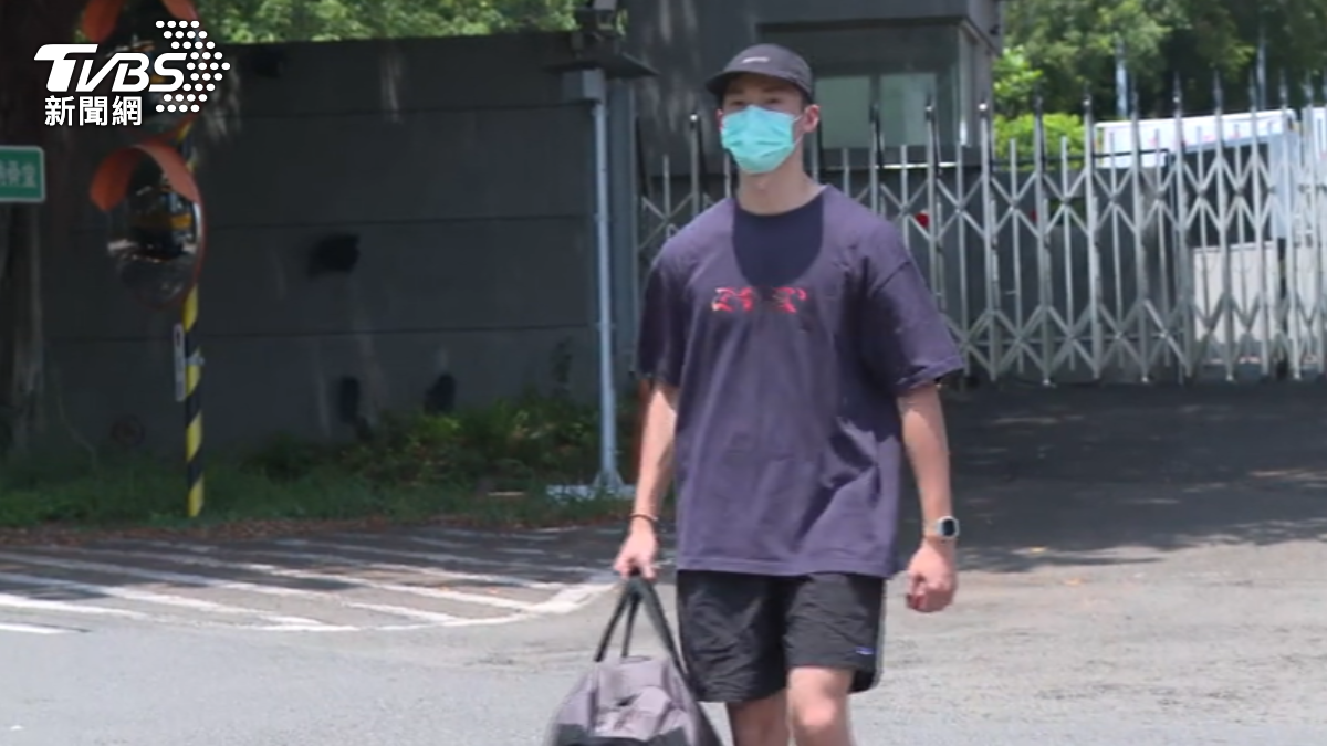 入伍爆3大特權!許光漢低調挨餓只打一輪飯 長官親揭「軍中內情」