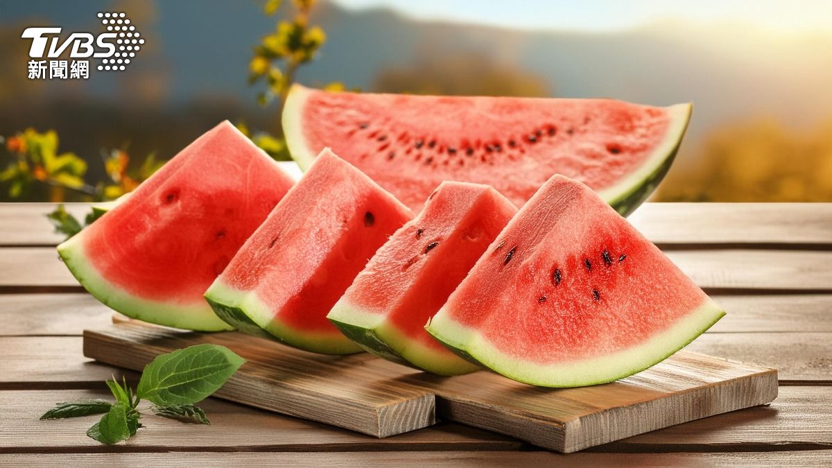 西瓜是夏天的消暑聖品。（示意圖／shutterstock 達志影像）