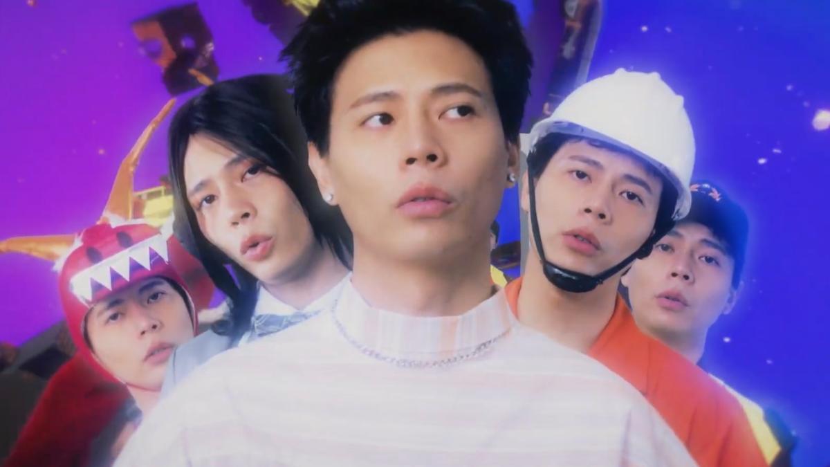 柯朋宇在新歌MV挑戰1人分飾5角,甚至扮演女主角。(圖/光與澈音樂提供)