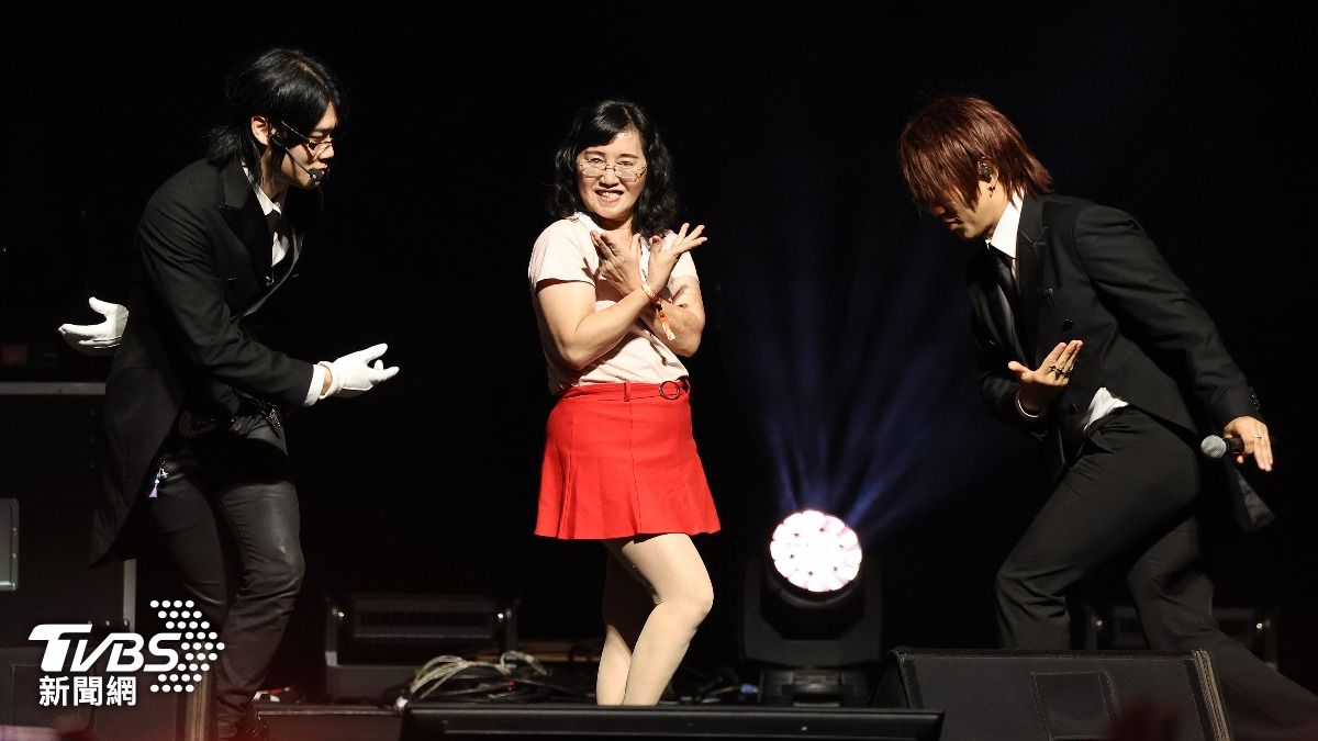 〈晚安大小姐〉一開場就出包! ASMRZ指名「美鳳老師」當大小姐