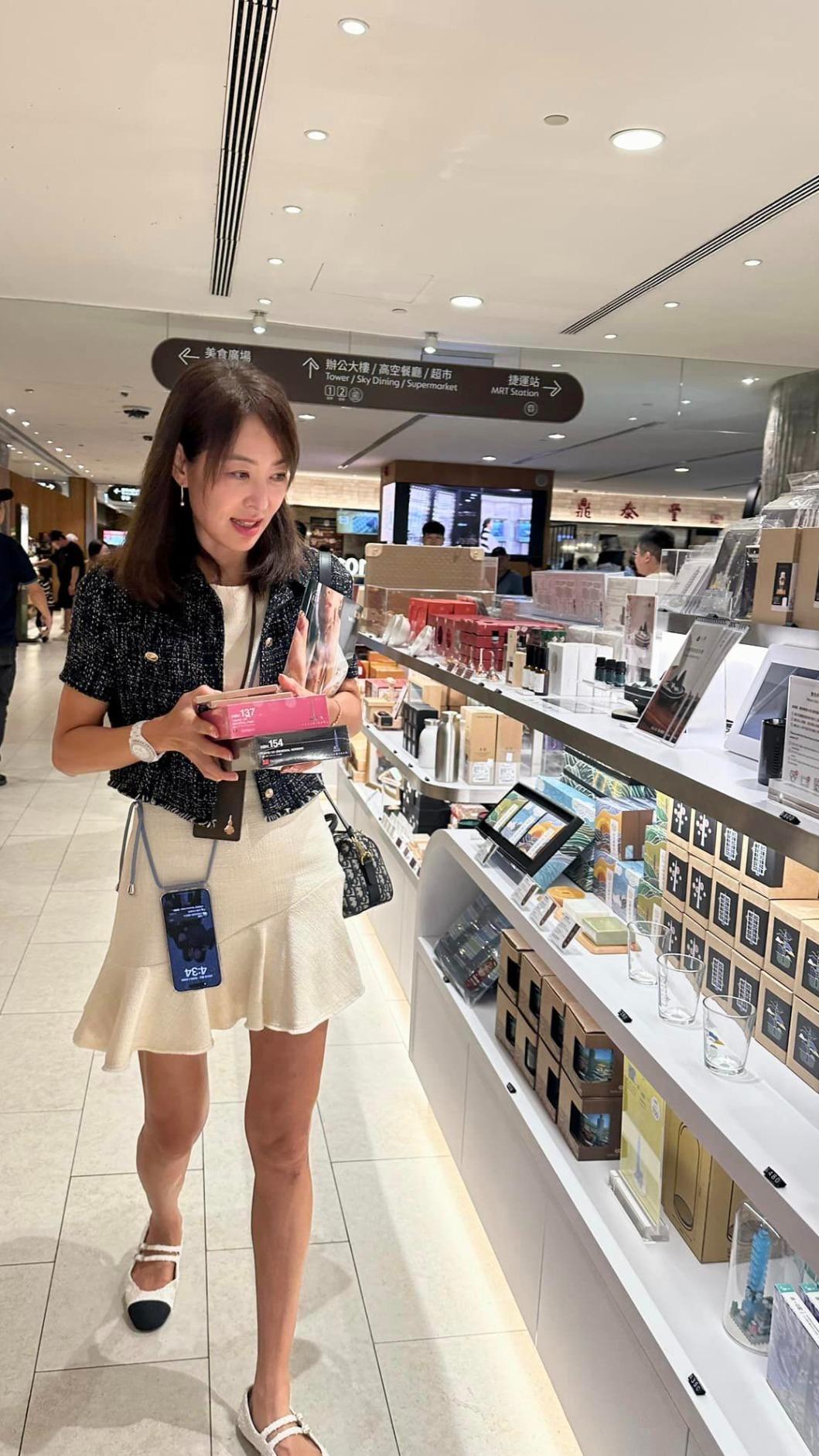 賈永婕公開第一週工作照。(圖/臉書賈永婕的跑跳人生)