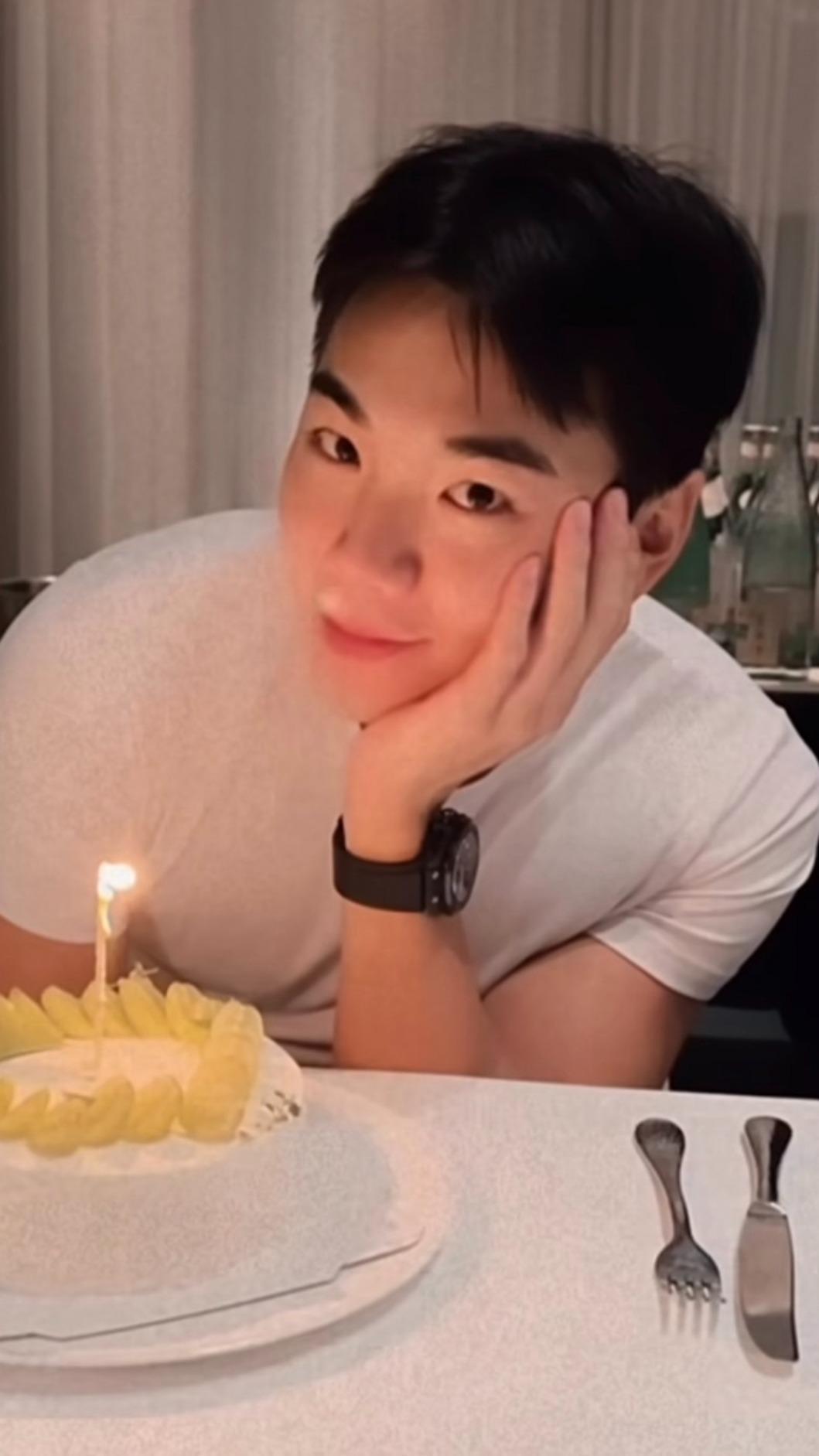 禾浩辰迎接34歲生日。(圖/翻攝自禾浩辰IG)