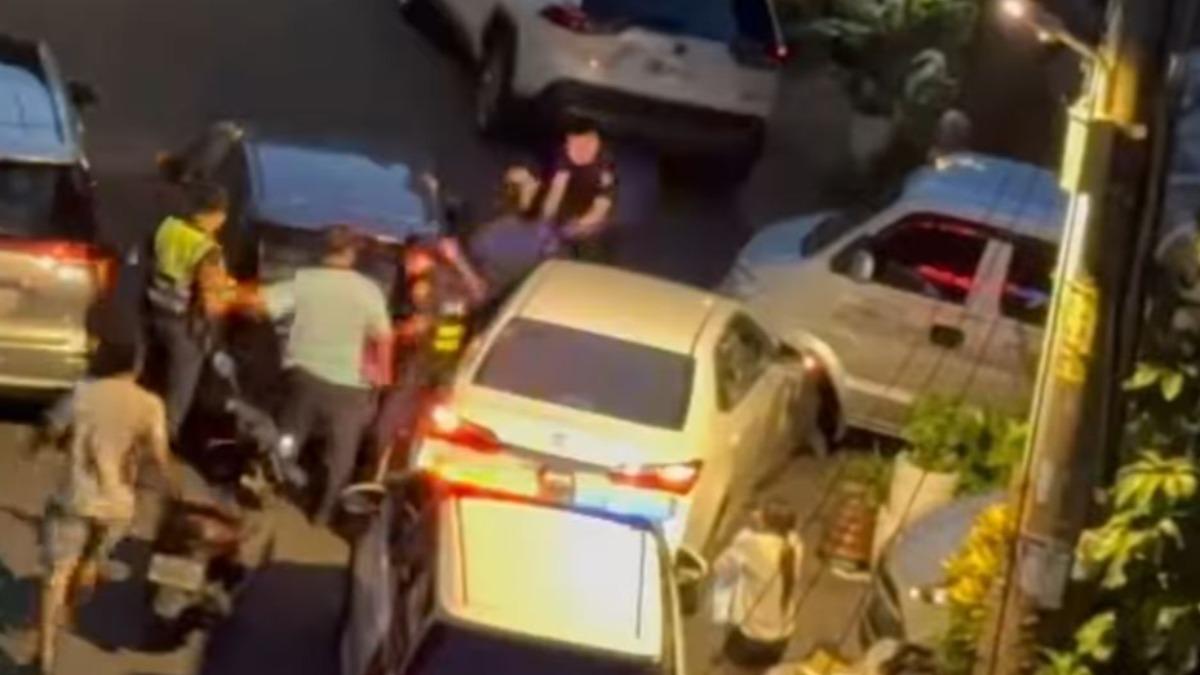 基隆通緝犯拒捕狂逃!狠撞1路人快閃 警「連開2槍」破窗逮人