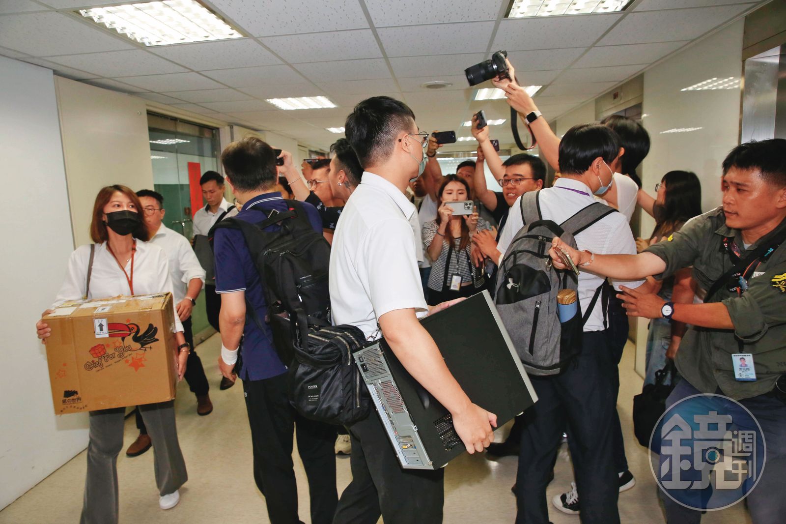 柯文哲一手掌握「木可金流」!還指示大帳房 LINE對話記錄曝光