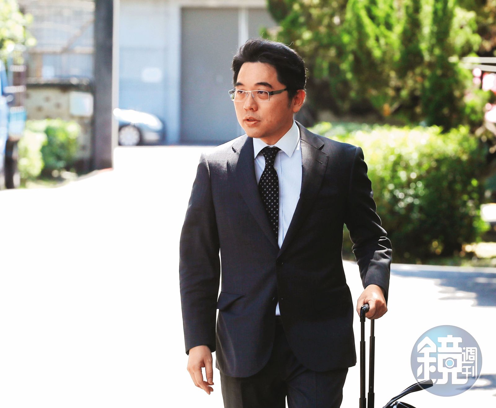 柯文哲的委任律師陸正義(圖)9日赴北所律見,律師團隨後發聲明,表明柯不願抗告。(圖/鏡週刊)