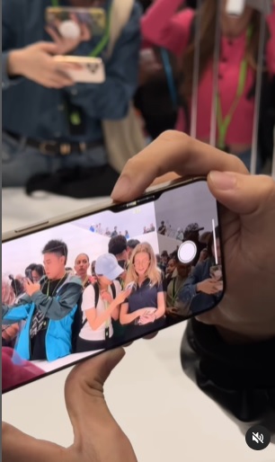 Joeman實測iPhone 16系列「相機控制」功能。(圖/翻攝Joeman IG)