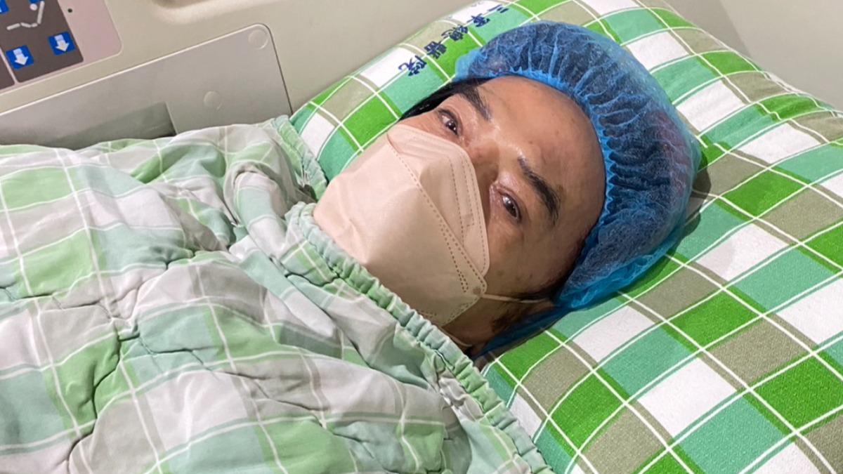 91歲歌王出事了!重摔緊急送醫開刀 憔悴術後面容曝光
