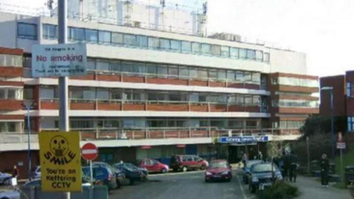 凱特林總醫院(Kettering General Hospital)。(圖/擷取自X@birmingham_live)