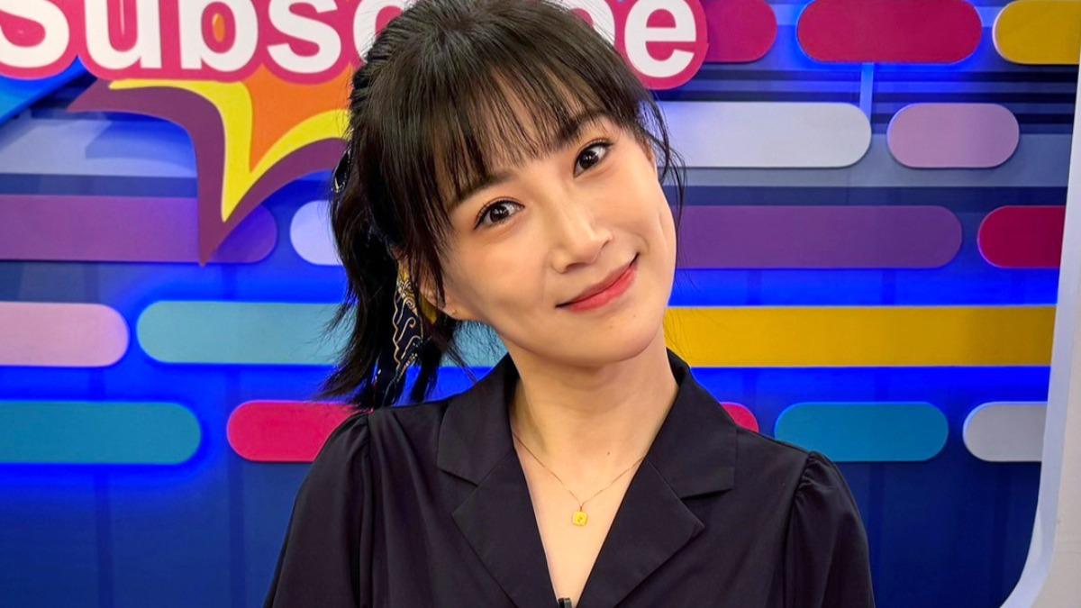 李新當時帶著家人一起赴約。(圖/緯來戲劇台提供)