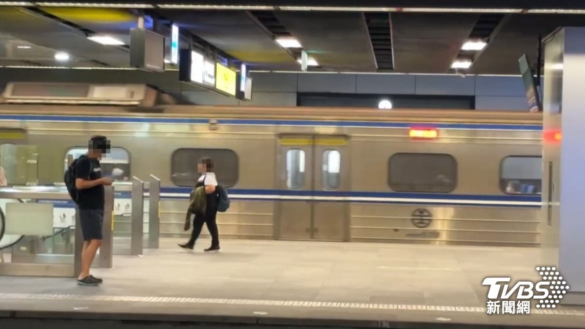 專搶乘客!高雄火車站出現「手機怪客」 尾隨多人受害