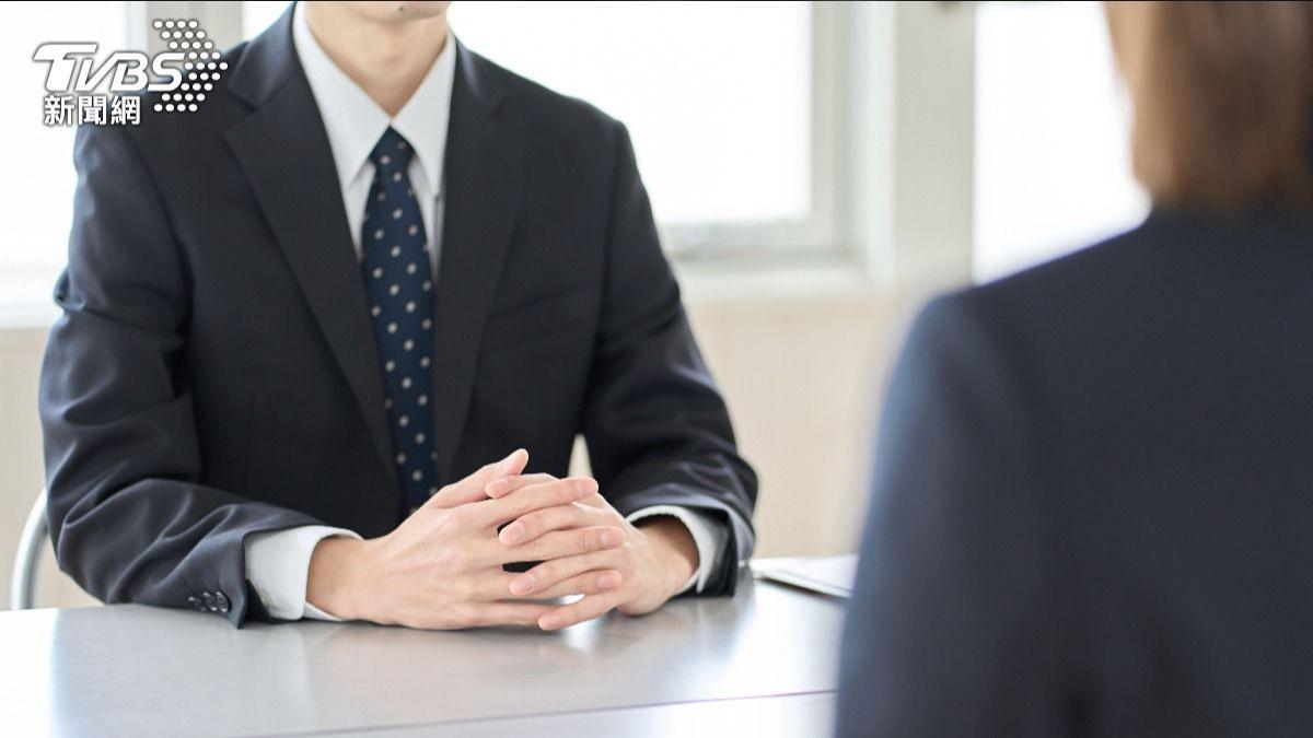 「兩日昌三日晶」面試官突問：七日、十日是啥？她神回秒錄取