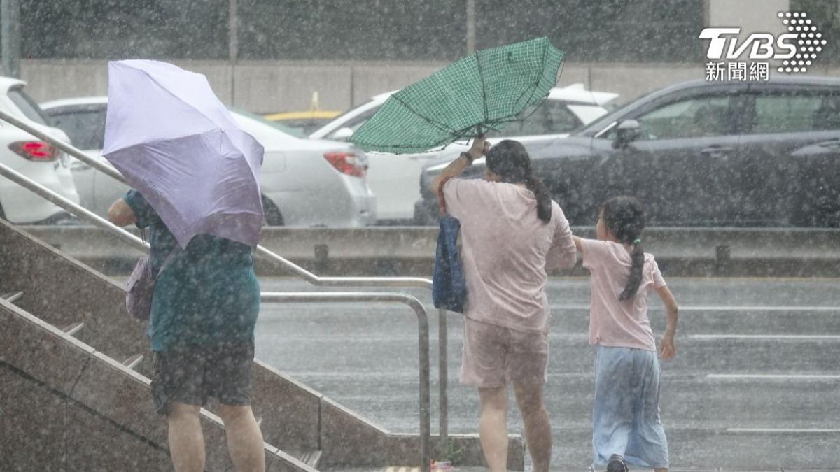 天氣/水氣漸多「開炸4天」!貝碧佳颱風持續增胖 中秋節天氣曝