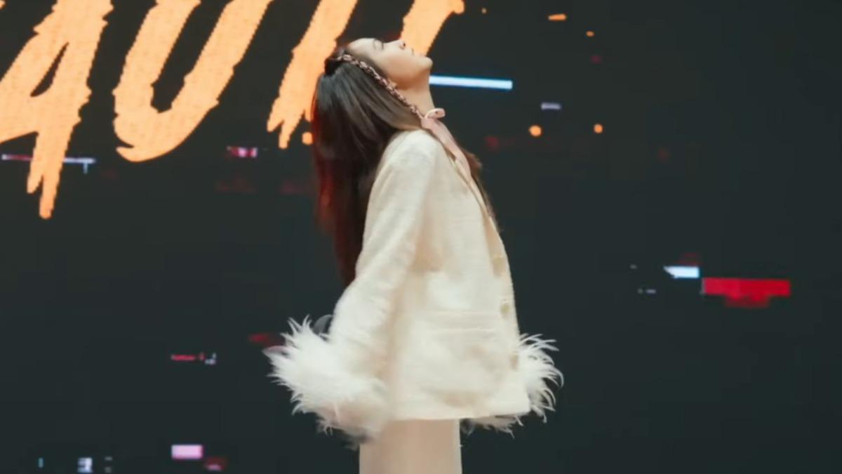 Jolin感謝工作團隊的付出，更忍不住紅了眼眶。（圖／翻攝自蔡依林臉書）