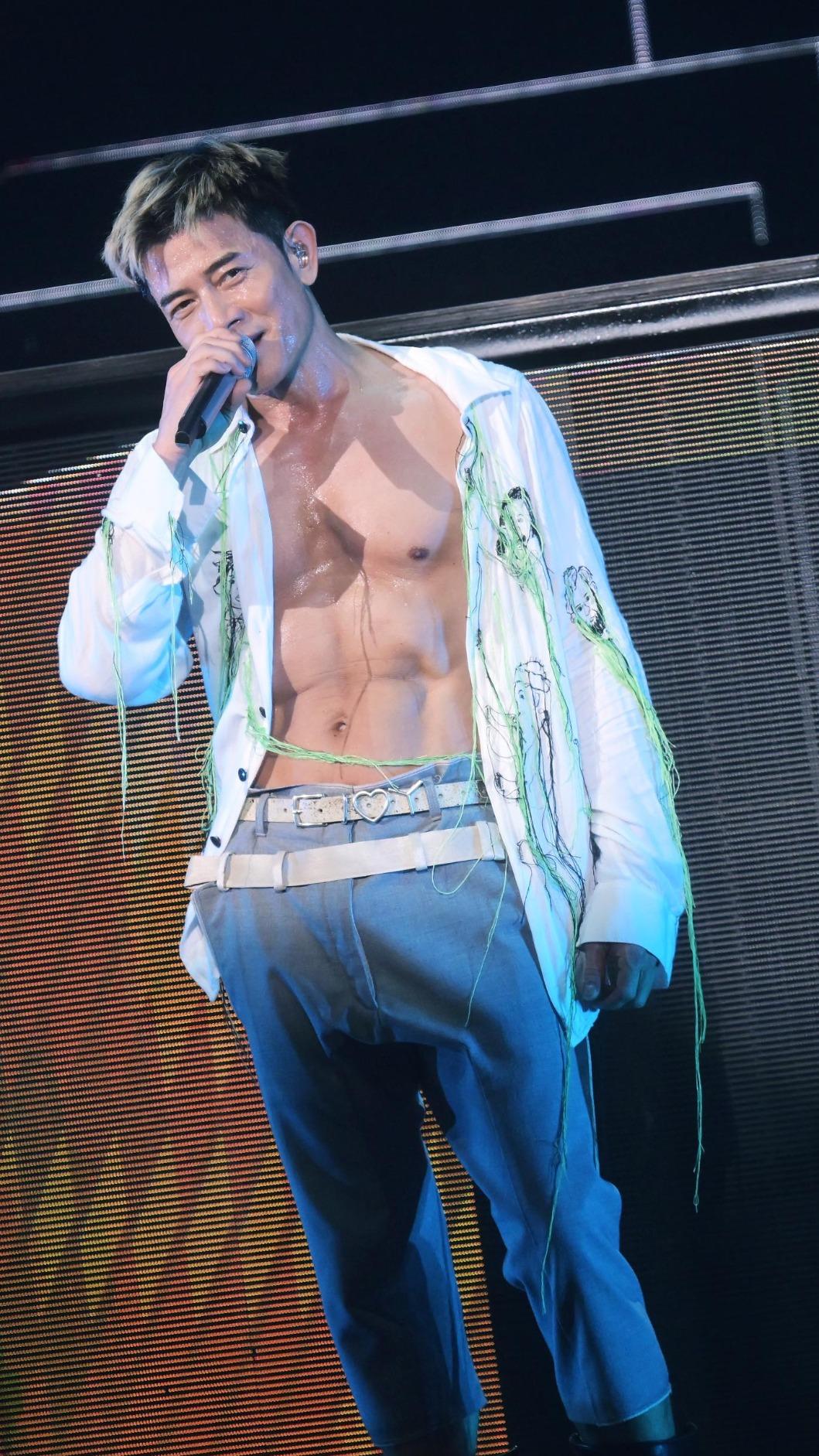 郭富城不吝於放送精實好身材。（圖／小美工作室提供）