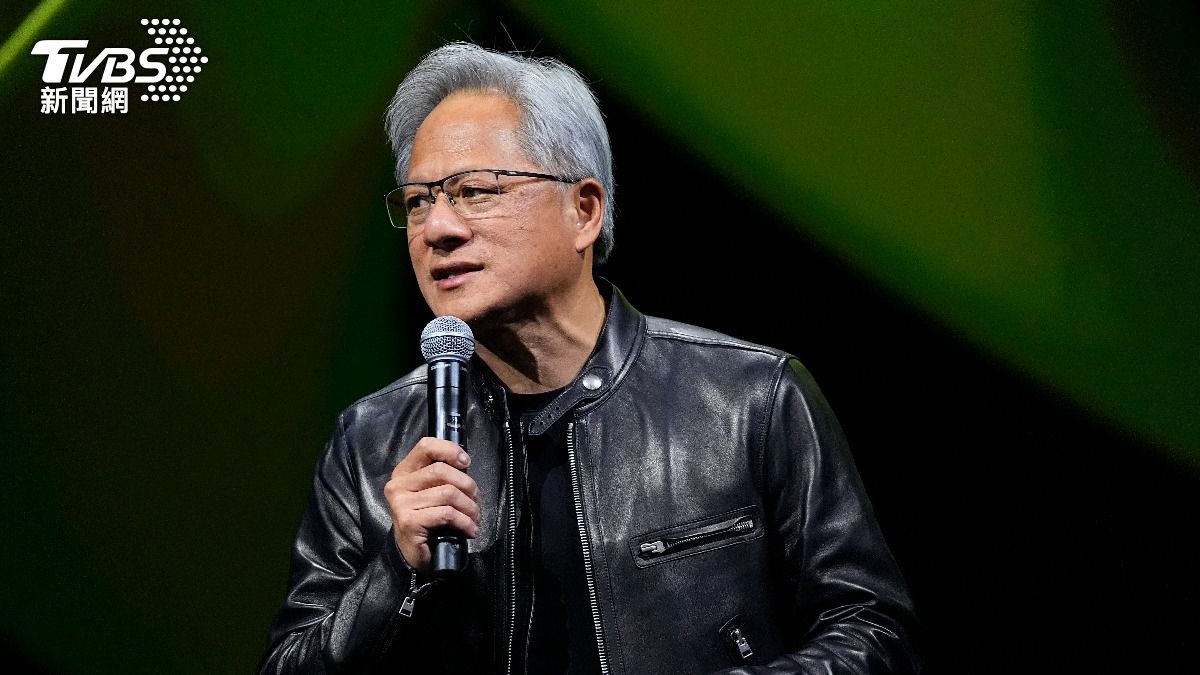 黃仁勳透露可將晶片外包給其他廠商的可能。(圖/達志影像美聯社)