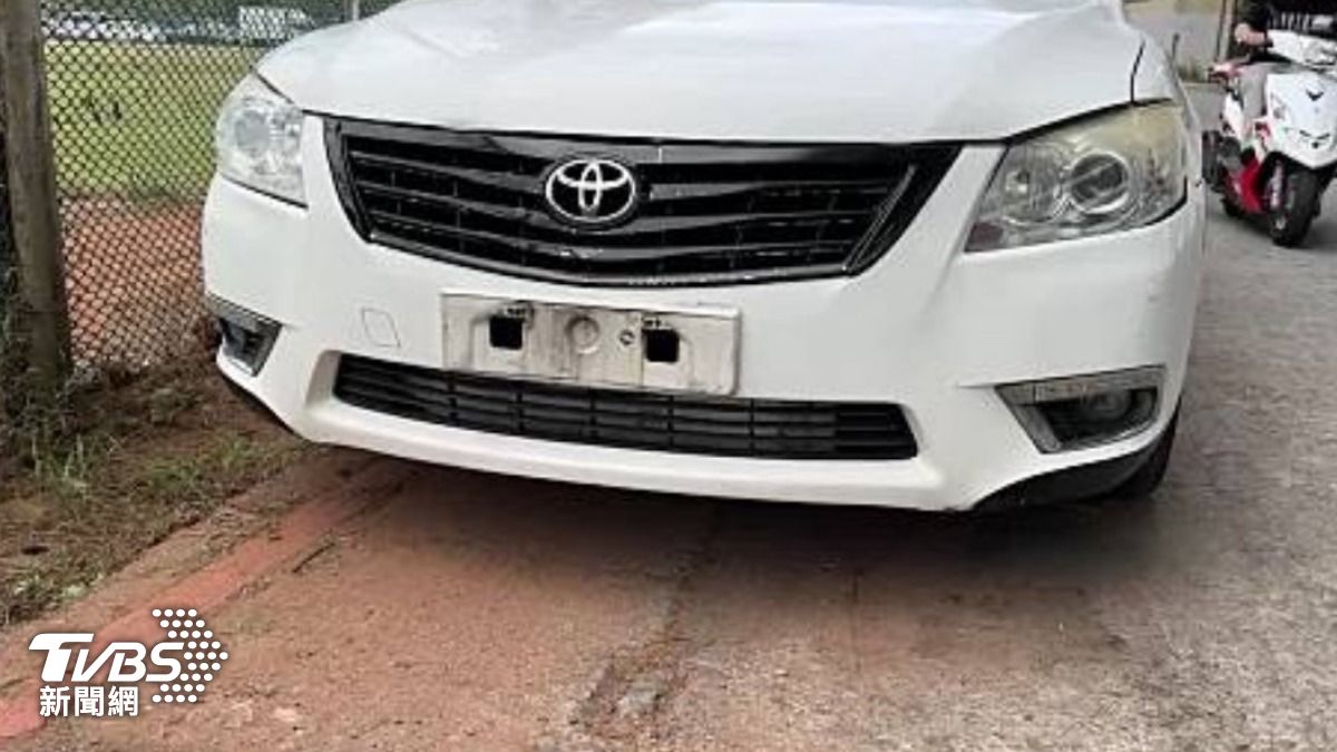 少了甚麼!基隆女出門「前後車牌都被偷」 轉眼竟在另台車上